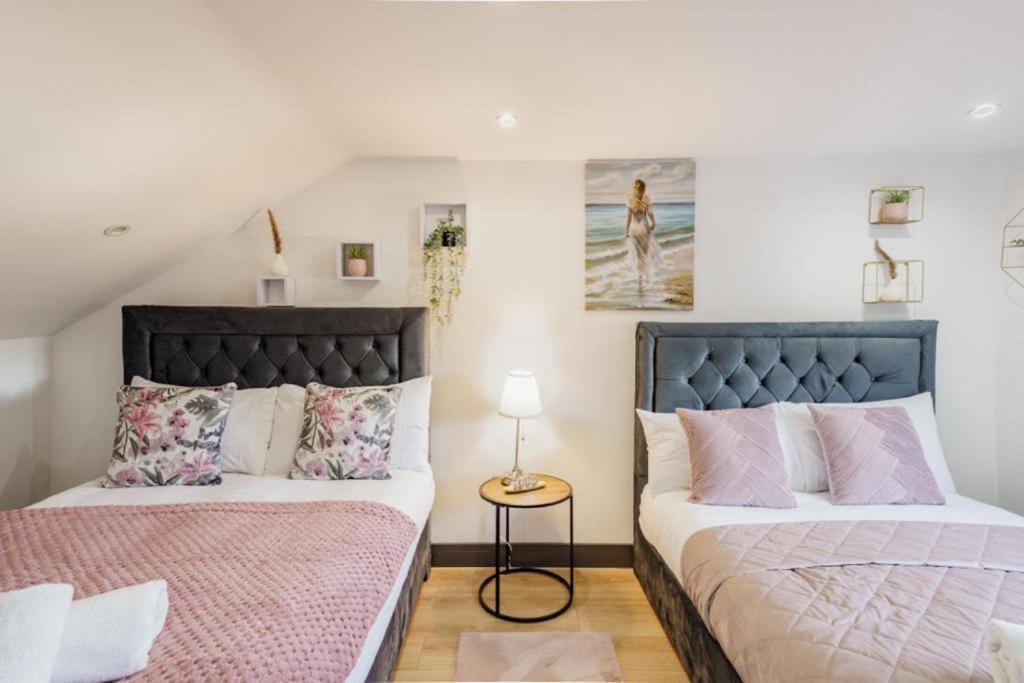 Heathrow Guest House - Oakway Feltham Экстерьер фото